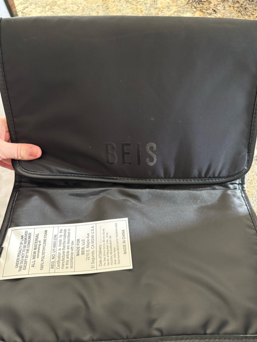 BEIS Black “The Diaper Bag” 🧸 - Picture 3 of 3